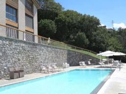 Дома в резиденции с бассейном, Беллано